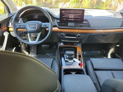 Certified 2023 Audi Q5 e Premium Plus AWD/4WD image 13