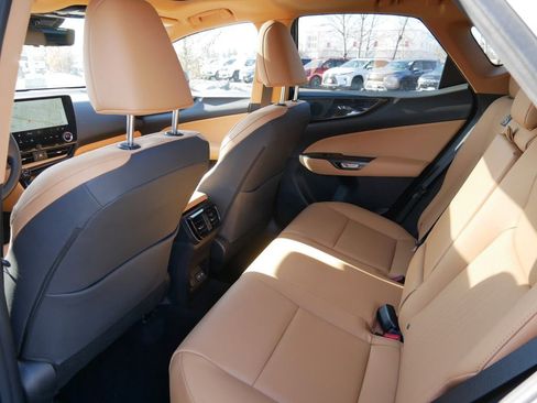 Used 2024 Lexus NX 350 AWD image 12