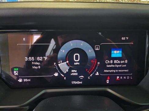 Certified 2025 GMC Acadia Elevation FWD image 24