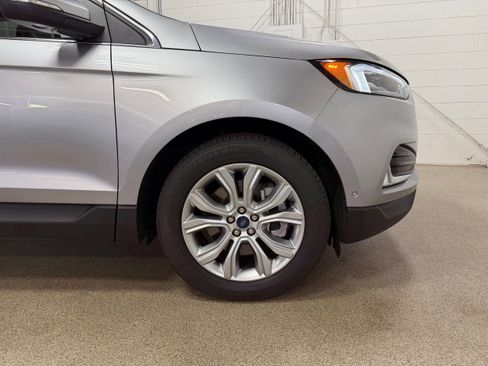 Certified 2021 Ford Edge Titanium w/ Equipment Group 301A AWD/4WD image 31