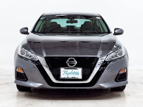 Used 2022 Nissan Altima 2.5 SV FWD image 4