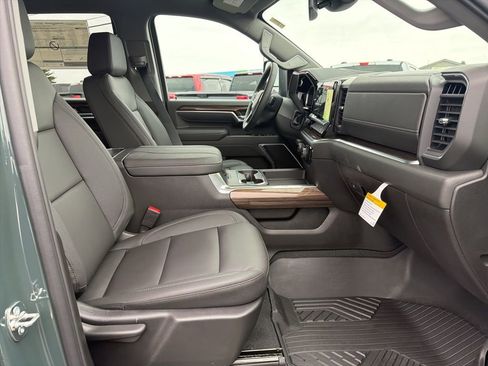 New 2026 Chevrolet Silverado 3500 LT w/ Trail Boss Package image 20