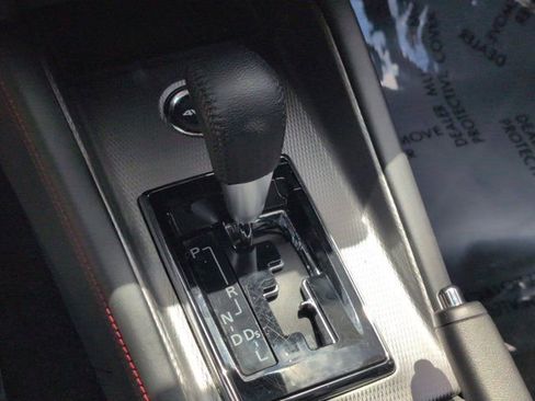 Used 2025 Mitsubishi Outlander Sport SE AWD/4WD image 19