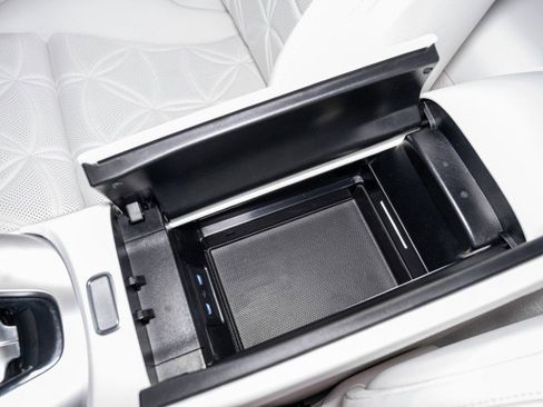 Certified 2026 Mercedes-Benz Maybach SL 680 image 34