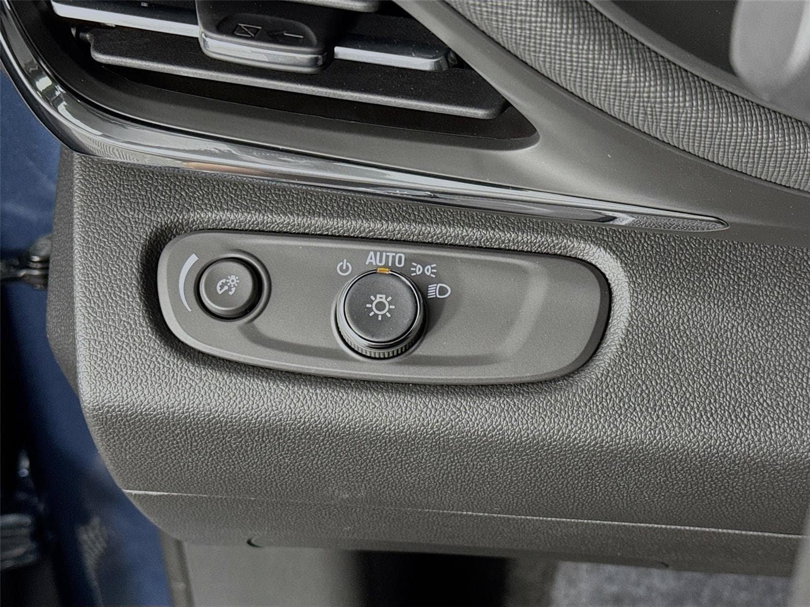 New 2026 Buick Envista Preferred FWD image 10