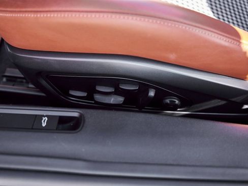 Used 2024 Porsche 911 Turbo S image 36