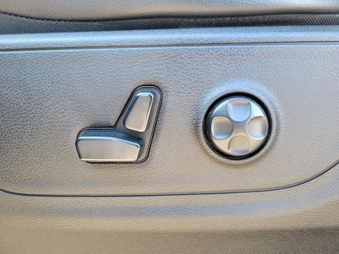 Used 2019 RAM 1500 Sport w/ Level 2 Equipment Group AWD/4WD image 17