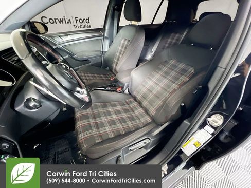 Used 2018 Volkswagen GTI S FWD image 24