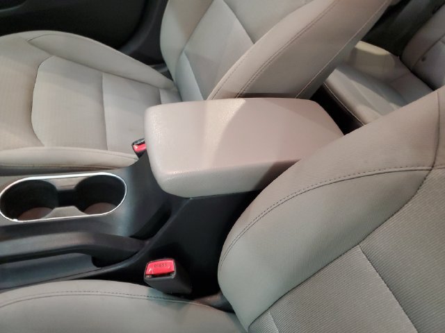 Used 2017 Hyundai Elantra SE FWD image 27