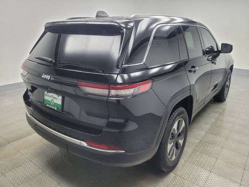 Used 2022 Jeep Grand Cherokee Limited 4xe image 9