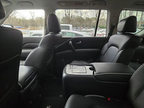 Used 2022 INFINITI QX80 Premium Select w/ Cargo Package image 10