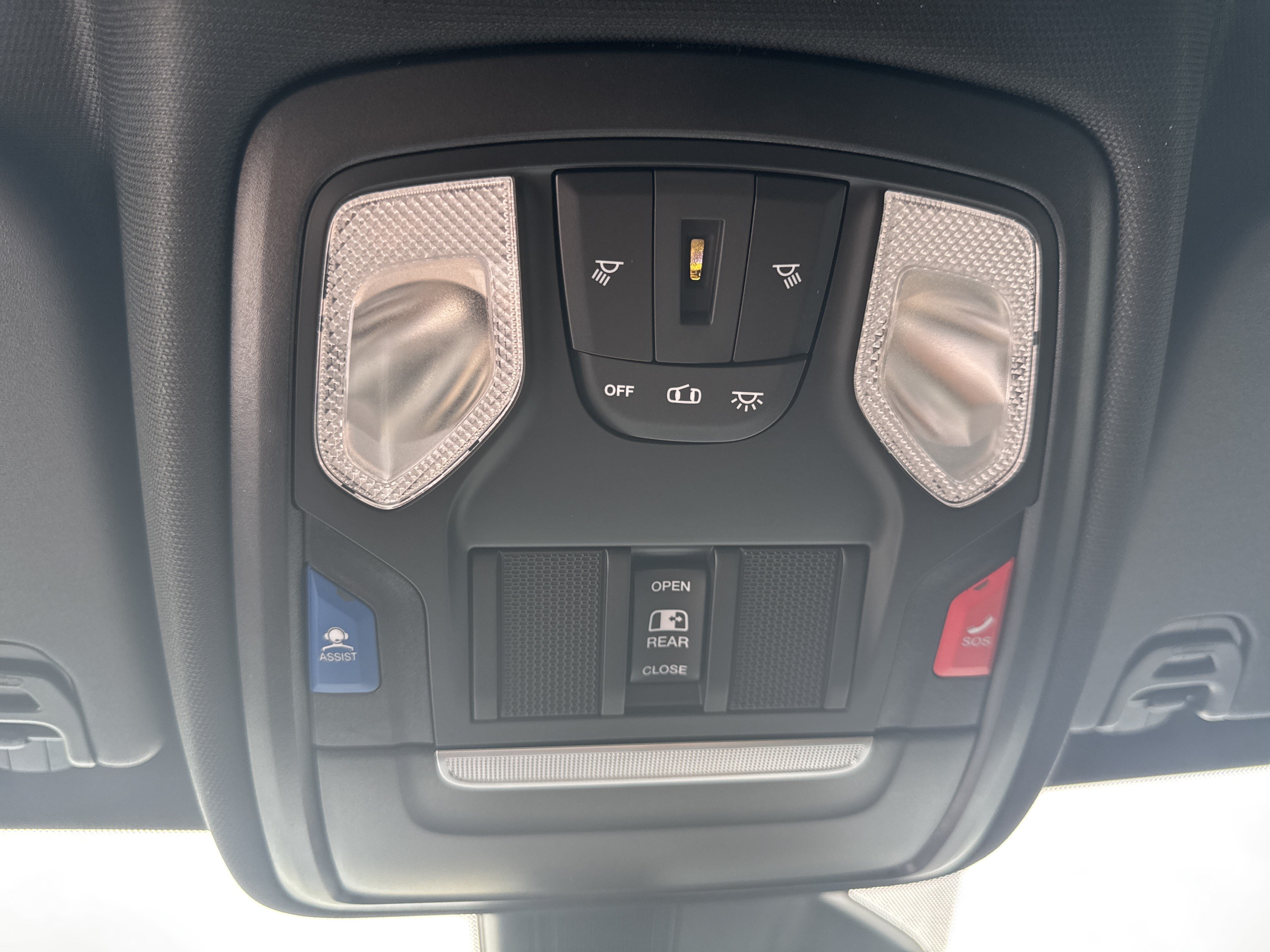 New 2026 RAM 1500 Express AWD/4WD image 25