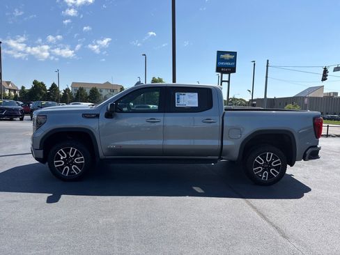 Used 2023 GMC Sierra 1500 AT4 w/ AT4 Premium Package AWD/4WD image 6
