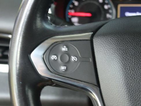 Used 2020 Chevrolet Traverse LT AWD/4WD image 16