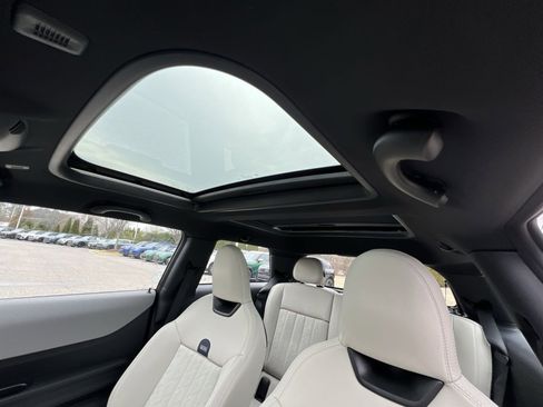 New 2026 MINI Cooper 2-Door Hardtop image 21