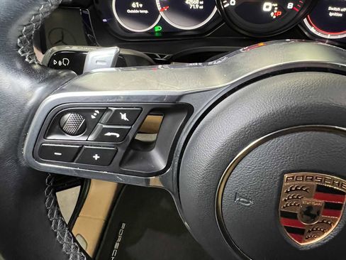Used 2023 Porsche Cayenne image 24