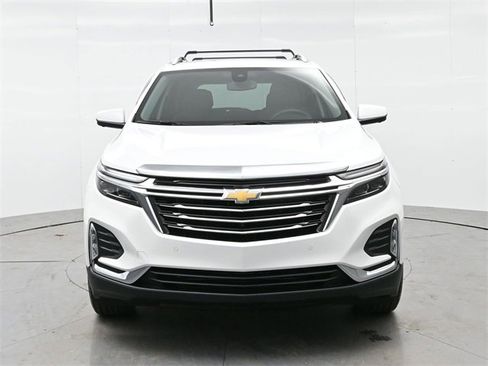 Used 2024 Chevrolet Equinox Premier image 2