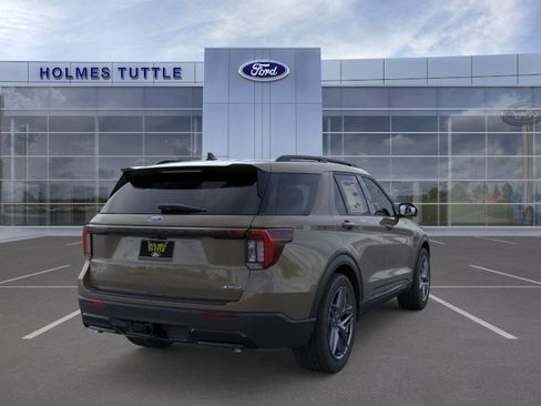 New 2026 Ford Explorer ST-Line w/ ST-Line Street Pack image 8