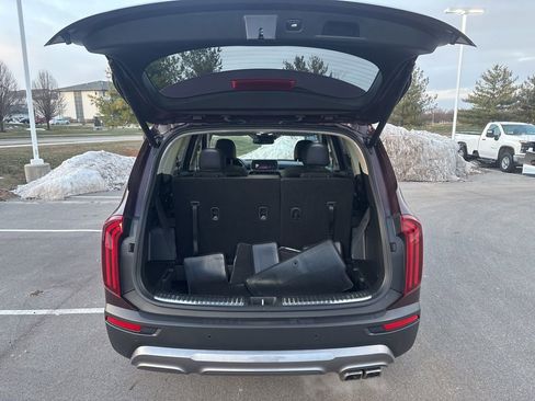 Used 2022 Kia Telluride SX image 11