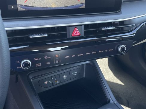 New 2026 Kia K5 LXS image 17