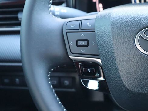 Certified 2025 Toyota Camry SE image 11