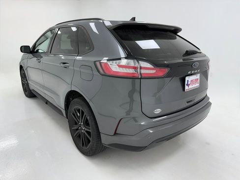 Used 2022 Ford Edge ST-Line image 18