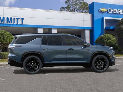 New 2026 Chevrolet Traverse RS image 5