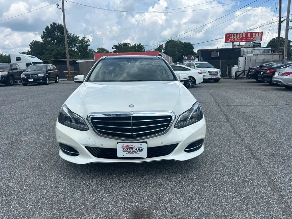 Used 2016 Mercedes-Benz E 350 Sedan w/ Premium Package image 3