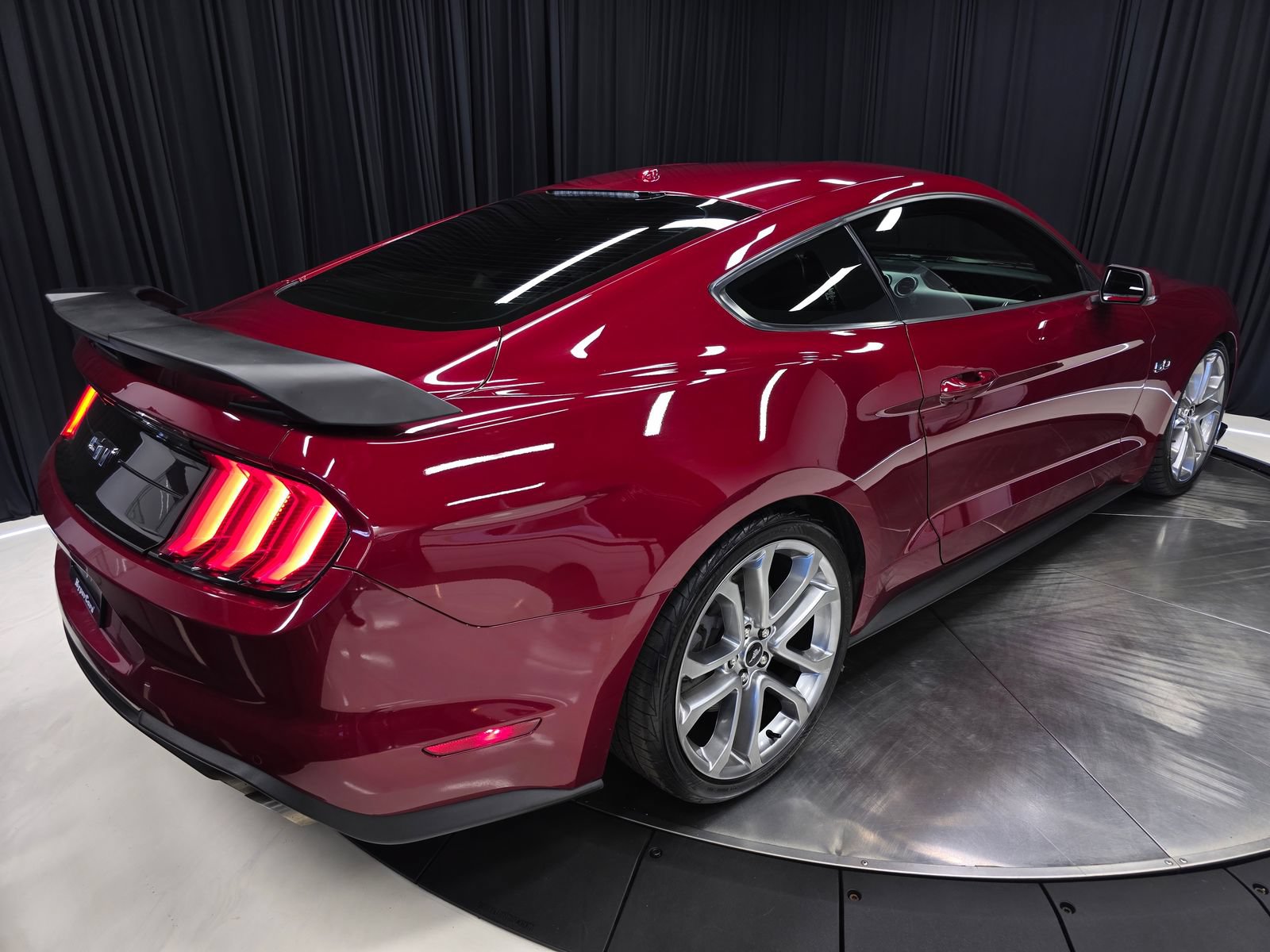 Used 2019 Ford Mustang GT Premium w/ Equipment Group 401A RWD image 45