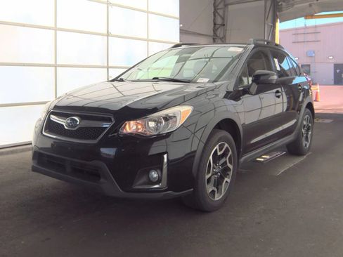 Used 2017 Subaru Crosstrek 2.0i Limited w/ Popular Package #2 AWD/4WD image 1