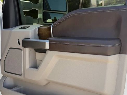 Used 2019 Ford F250 Limited w/ FX4 Off-Road Package AWD/4WD image 28