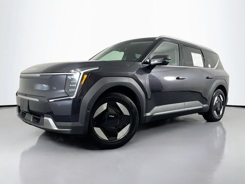 Used 2026 Kia EV9 Wind AWD/4WD image 1