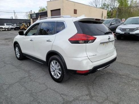 Used 2017 Nissan Rogue SV AWD/4WD image 7