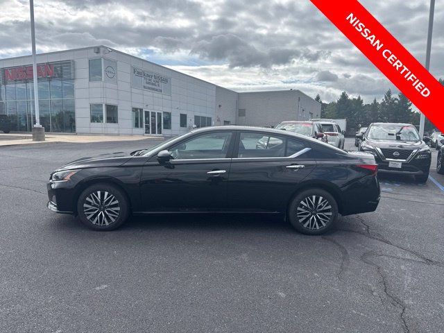 Certified 2025 Nissan Altima 2.5 SV AWD/4WD image 5