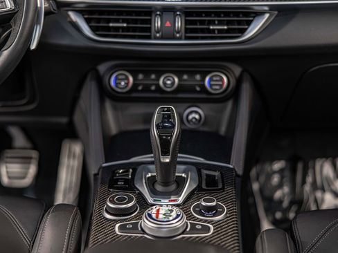 Used 2023 Alfa Romeo Stelvio Quadrifoglio AWD/4WD image 39