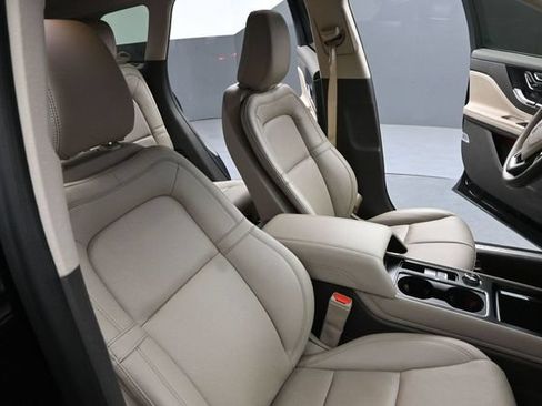 Certified 2023 Lincoln Corsair Reserve AWD/4WD image 29