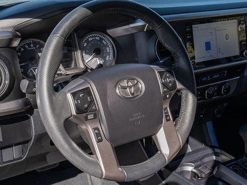 Used 2022 Toyota Tacoma SR5 image 23