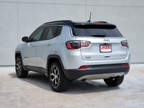 Used 2024 Jeep Compass Limited w/ Sun and Sound Group AWD/4WD image 6