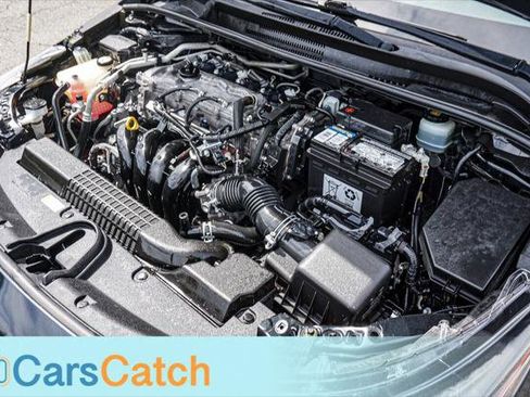 Used 2020 Toyota Corolla LE image 35