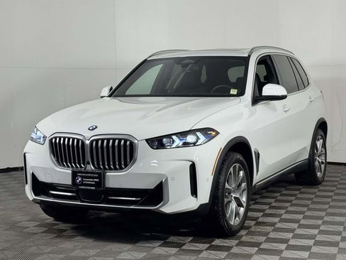 Used 2026 BMW X5 xDrive40i w/ Premium Package AWD/4WD image 7
