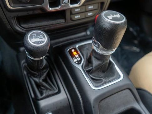 Used 2023 Jeep Wrangler Unlimited w/ Cold Weather Group AWD/4WD image 31