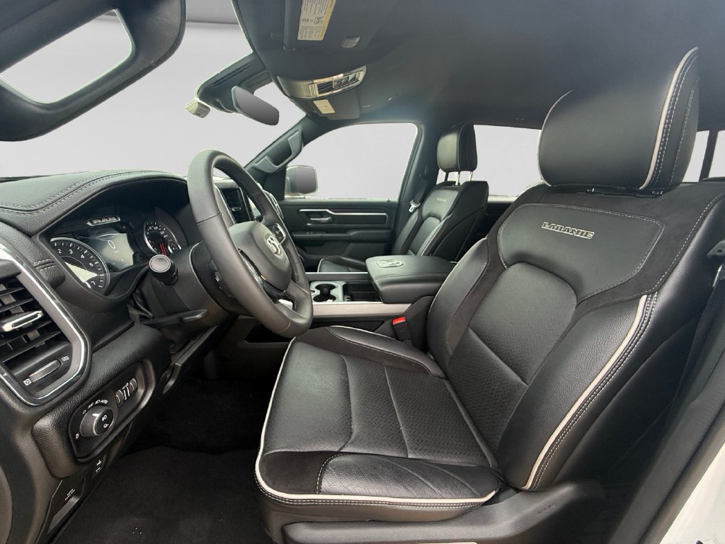 Used 2026 RAM 1500 Laramie AWD/4WD image 21