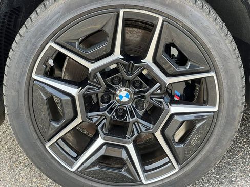 Used 2025 BMW XM AWD/4WD image 6
