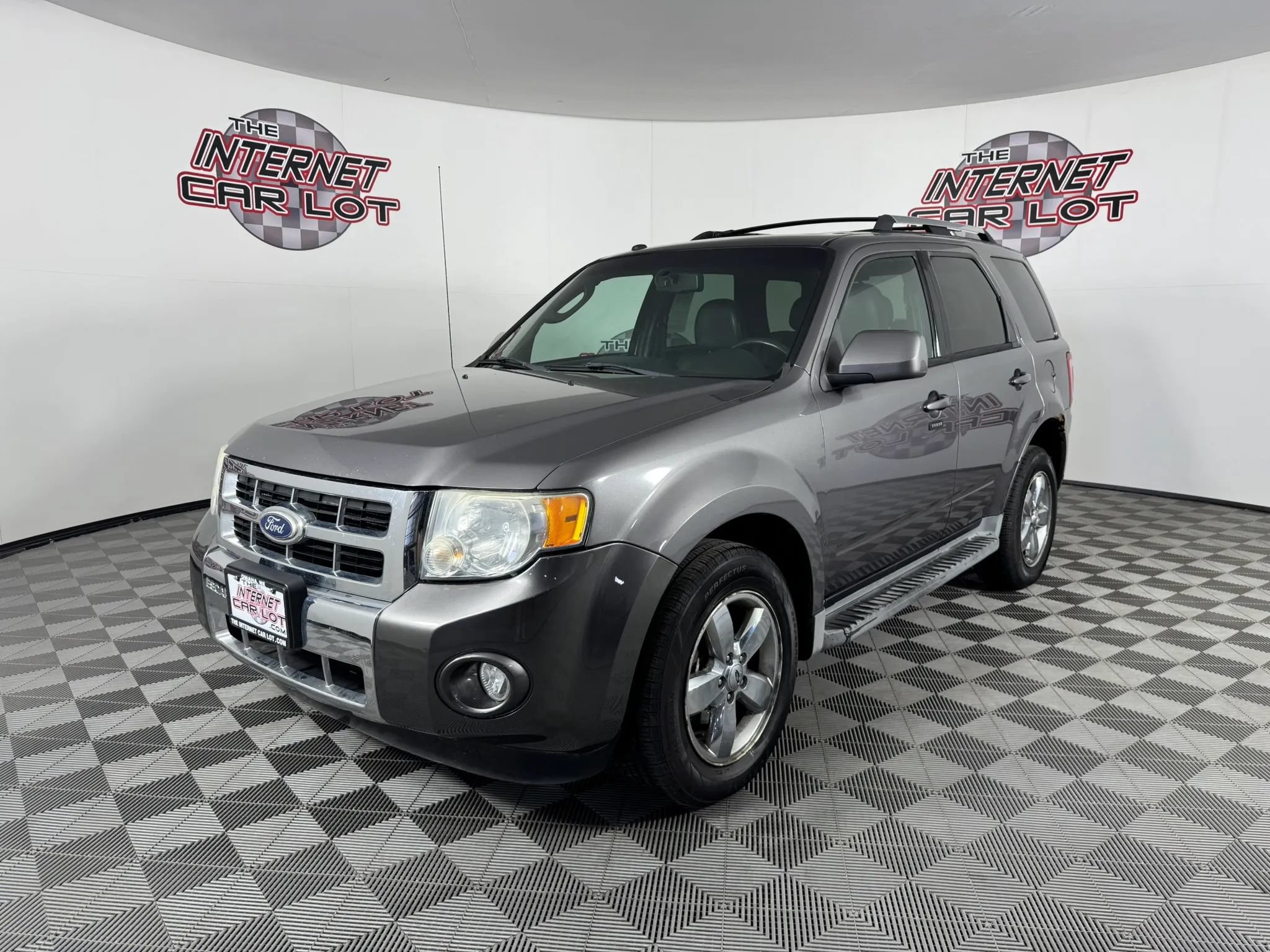 Used 2010 Ford Escape Limited AWD/4WD image 3
