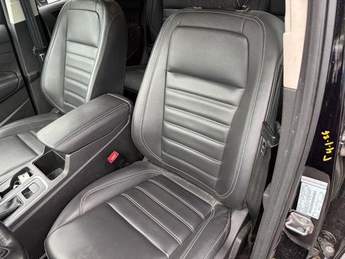 Used 2019 Ford Escape SEL AWD/4WD image 3