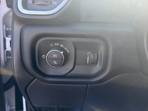 Certified 2026 RAM 2500 Big Horn AWD/4WD image 16