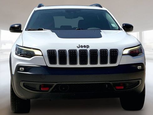 Used 2022 Jeep Cherokee Trailhawk w/ Sun, Sound & Nav Group AWD/4WD image 3
