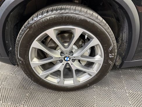 Used 2023 BMW X5 xDrive40i w/ Premium Package AWD/4WD image 19