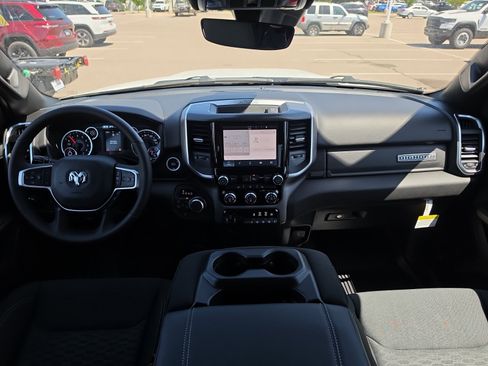 New 2026 RAM 1500 Big Horn AWD/4WD image 18