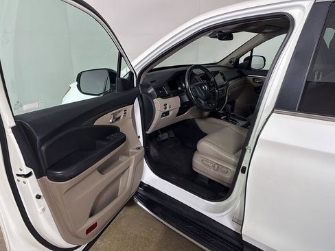 Used 2019 Honda Pilot EX-L image 2
